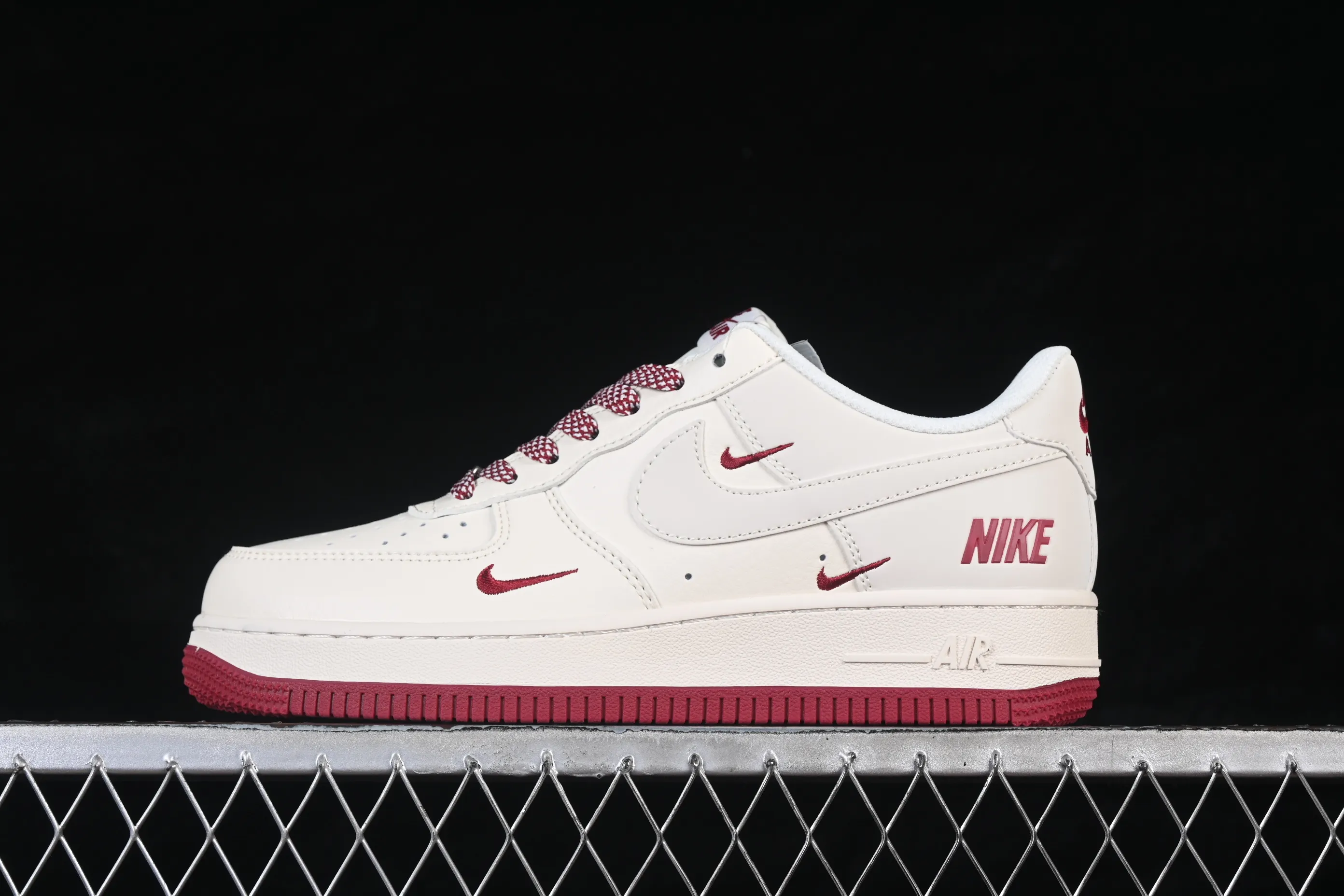 All Categories Nk Air Force 1 Air Force Series Nk Air Force 1 Low Air Force Low Nike Air Force 1'07 Low Burgundy Three Hook Air Force One Low Casual Sneakers JP2026-106